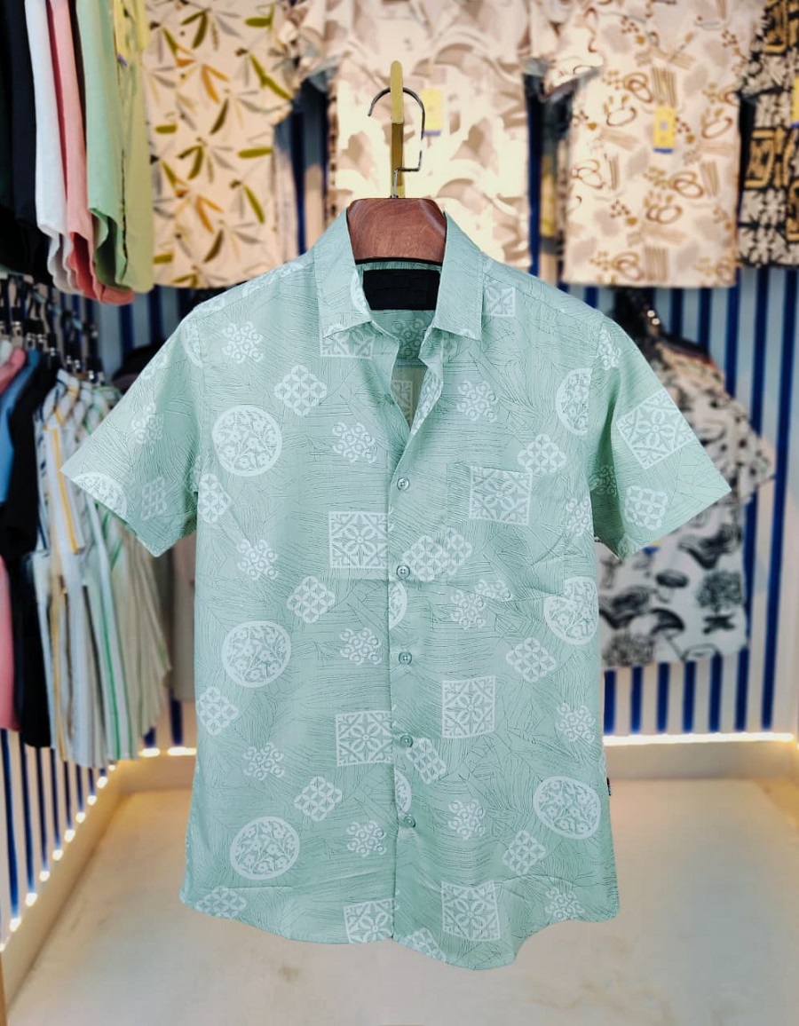 Pure Cotton Half Sleeve Print Shirt - Image 3